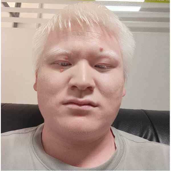 30岁岁安徽单身帅哥 - 延安吉缘网