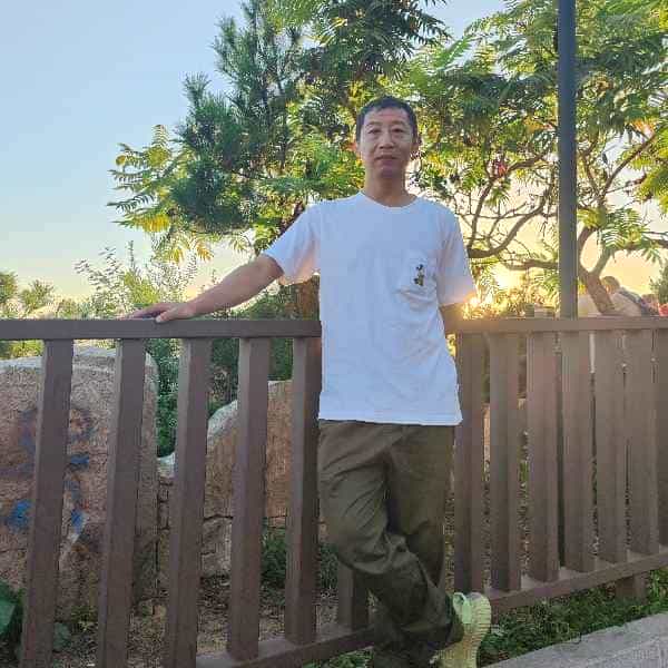 47岁岁辽宁单身帅哥 - 延安吉缘网