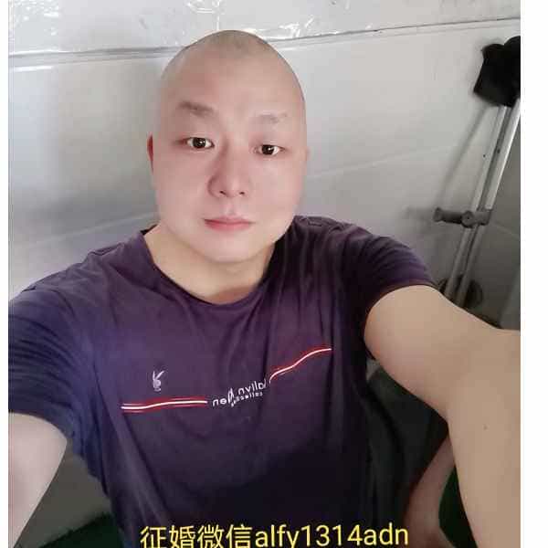 45岁岁湖南单身帅哥 - 延安吉缘网